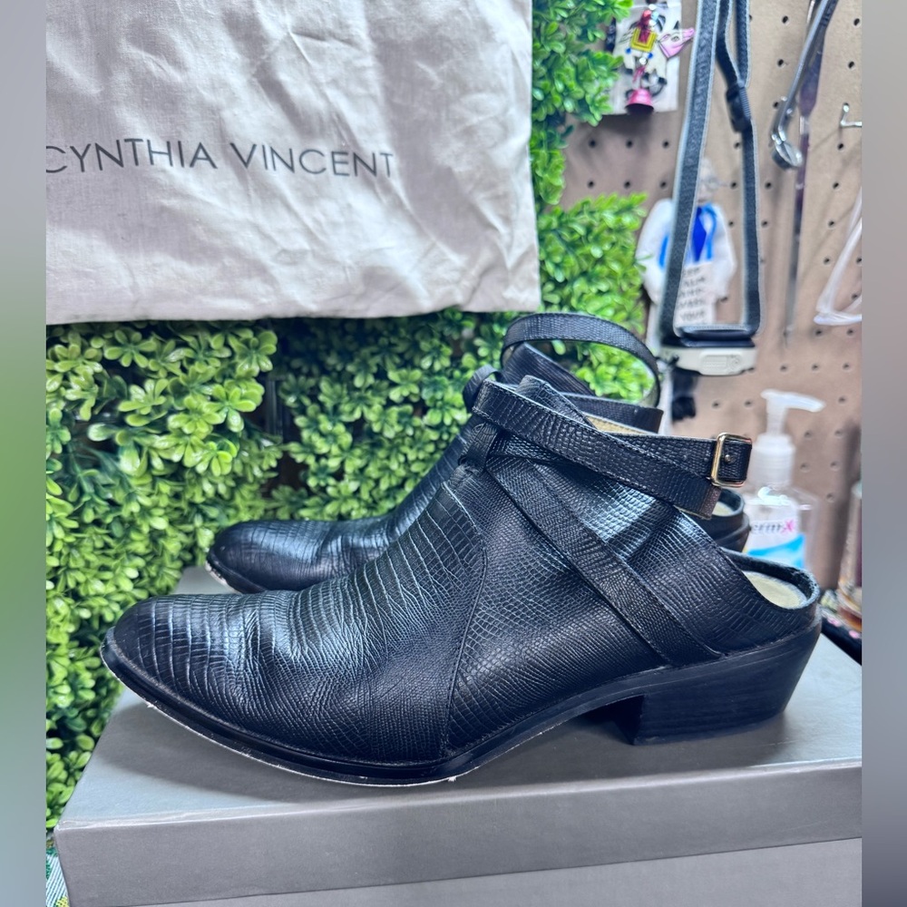 CYNTHIA VINCENT Raleigh Embossed Leather Bootie - Picture 5 of 10